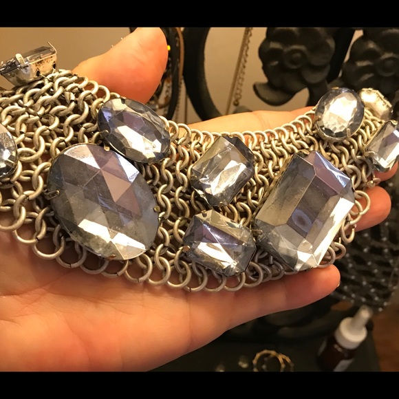 Jessica Simpson Crystal Bib Necklace - Picture 8 of 8